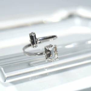 SX00883þBAGUE BAGUETTE ASYM SWAROVSKI
