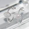 SL01253þBoucle Creole Oeil Nacre 30Mm