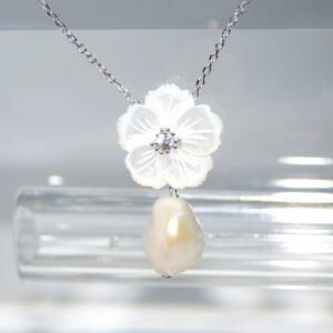 SL01523þCollier Perle Naturelle Et Nacre Fleur