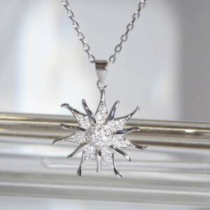 SX01404þCollier Soleil D’éclat