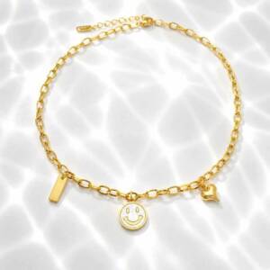 NJ00139þCollier Smiley Moda